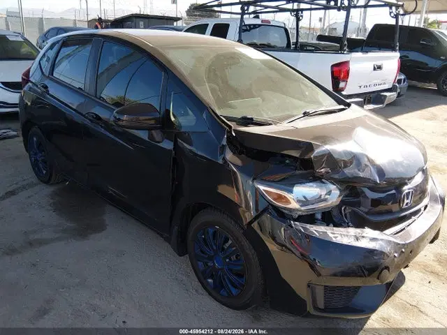 3HGGK5H57FM715385 — 2015 Honda FIT LX, Right Front, фото до ремонта