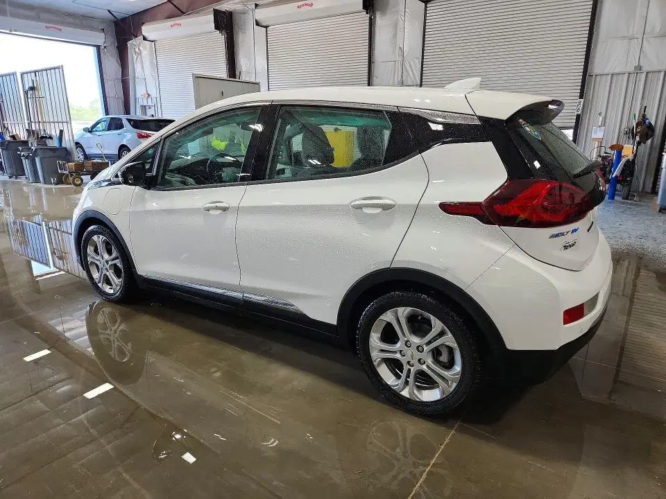 2020 CHEVROLET BOLT EV VIN 1G1FY6S00L4134936 фото 2