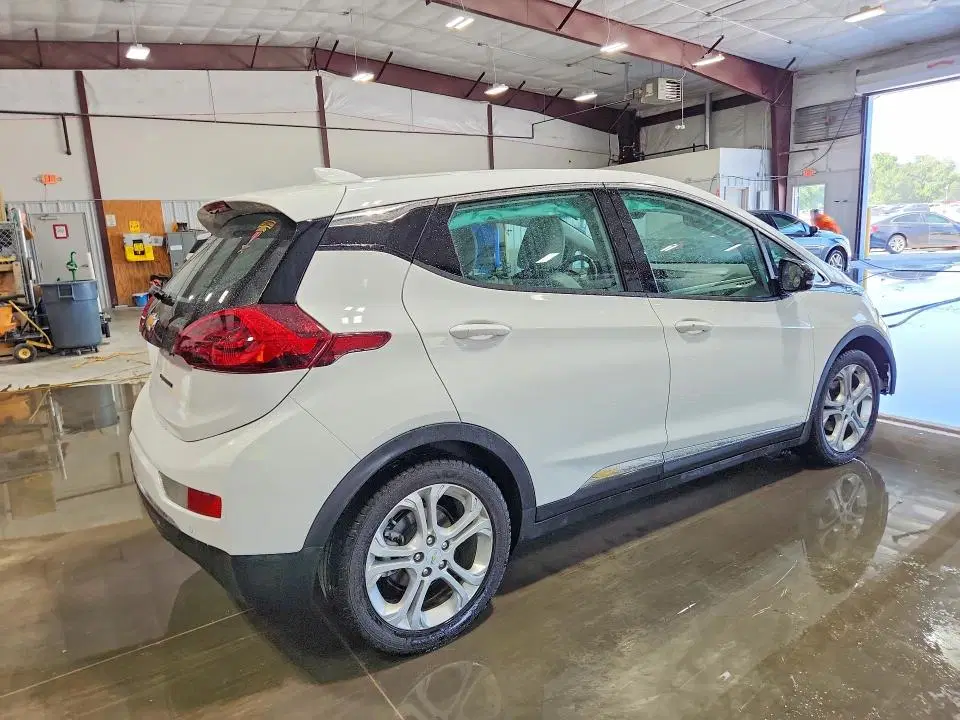 2020 CHEVROLET BOLT EV VIN 1G1FY6S00L4134936 фото 3