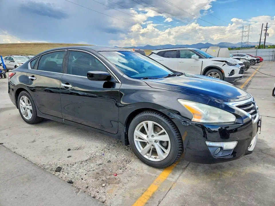2015 Nissan Altima VIN 1N4AL3AP1FC269808 фото 4