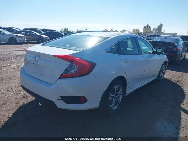 2018 Honda Civic Lx VIN 2HGFC2F5XJH026023 фото 4