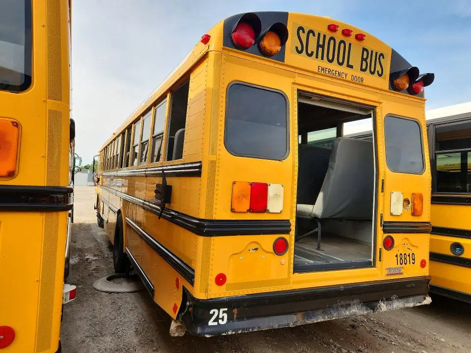 2011 THOMABUSES BUS VIN 1T88T4E26B1136057 фото 2