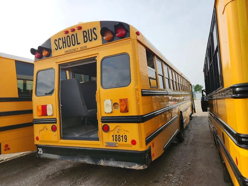 2011 THOMABUSES BUS VIN 1T88T4E26B1136057 фото 3
