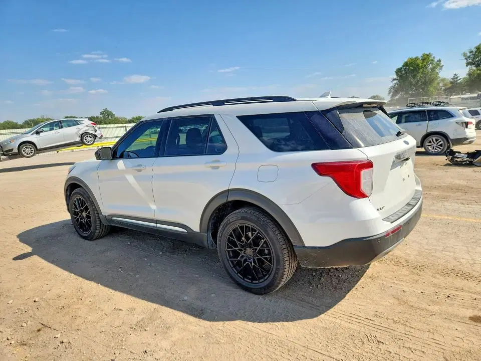 2022 FORD EXPLORER VIN 1FMSK8DH3NGB15901 фото 2