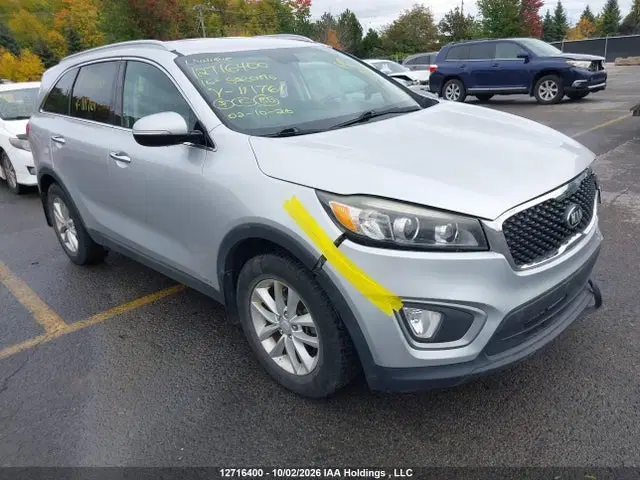 5XYPGDA59GG111761 — 2016 Kia Sorento 3.3L LX, Передняя часть, фото до ремонта