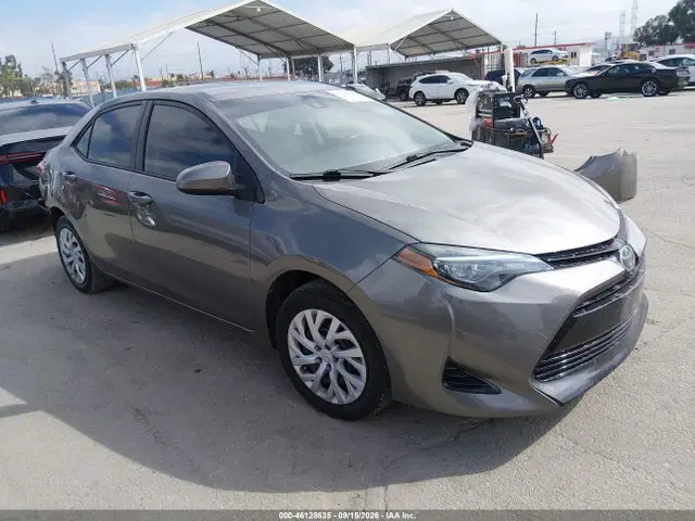 5YFBURHE5JP813374 — 2018 Toyota Corolla LE, Задняя часть, фото до ремонта