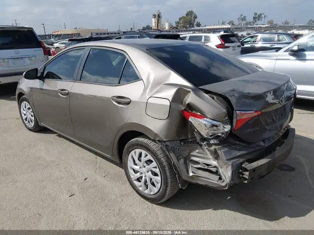 2018 Toyota COROLLA LE VIN 5YFBURHE5JP813374 фото 3