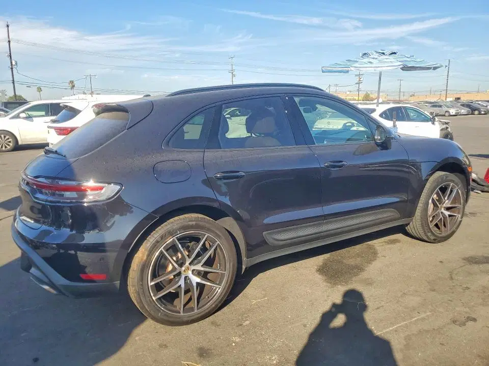 2023 Porsche Macan VIN WP1AA2A57PLB06539 фото 3