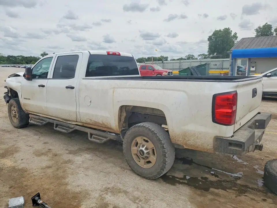 2019 CHEVROLET SILVERADO VIN 1GC1CREG0KF128079 фото 3