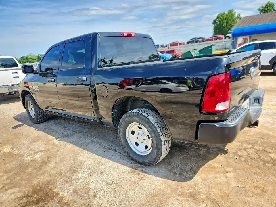 2019 RAM 1500 CLASSIC VIN 3C6RR7KT4KG723286 фото 2
