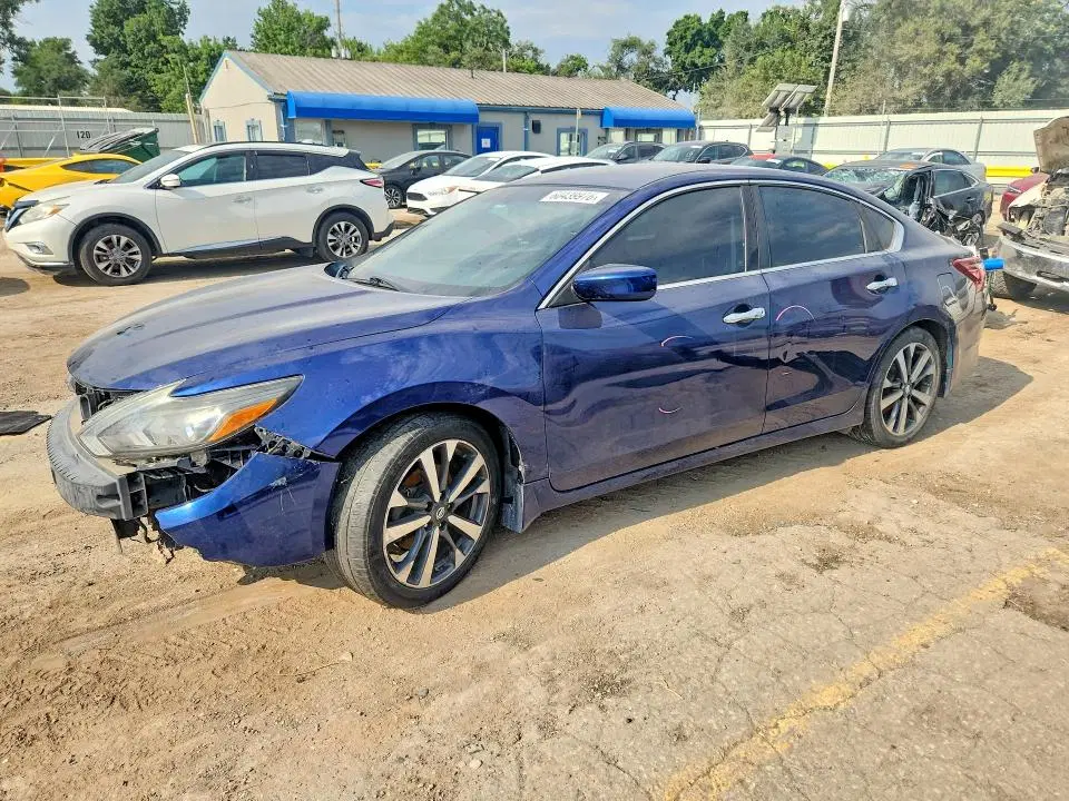 2017 NISSAN ALTIMA VIN 1N4AL3AP8HC495377 фото 3