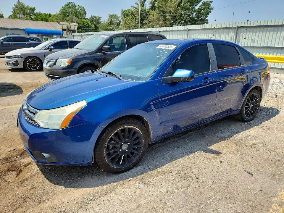 1FAHP36N99W221034 — 2009 Ford Focus, Боковая часть, фото до ремонта