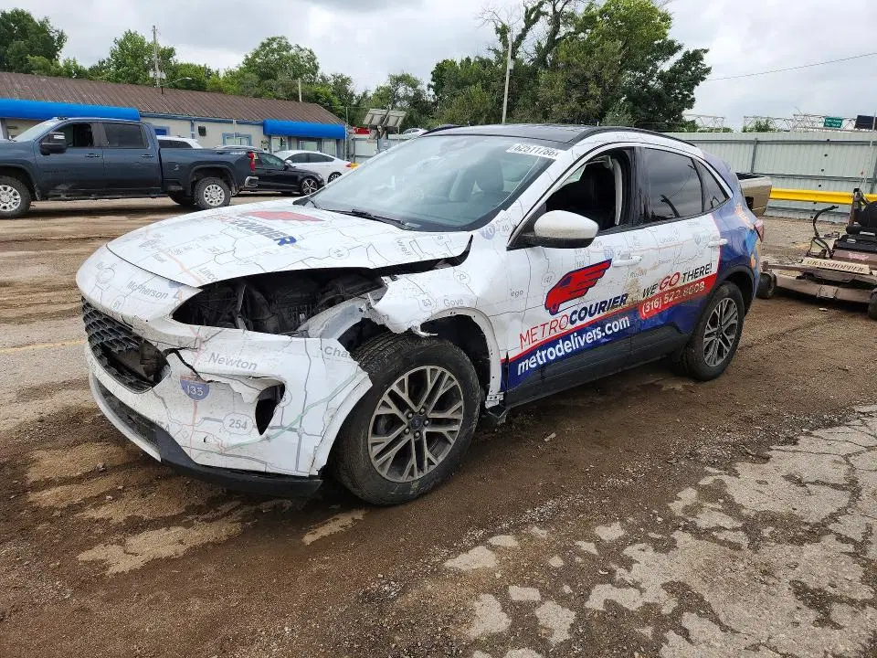 1FMCU9H6XMUA91349 — 2021 Ford Escape, Передняя часть, фото до ремонта