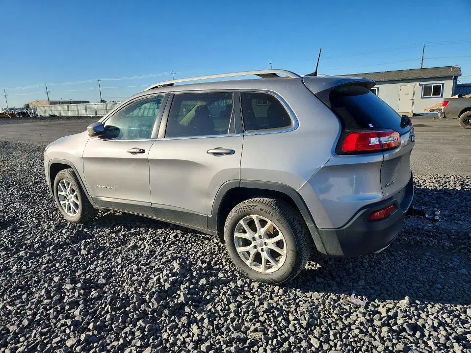 2017 Jeep Cherokee VIN 1C4PJMCS3HW648277 фото 2