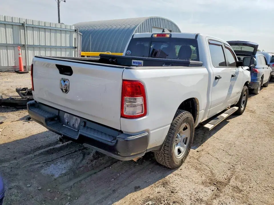2019 RAM 1500 VIN 1C6RREGTXKN650803 фото 3