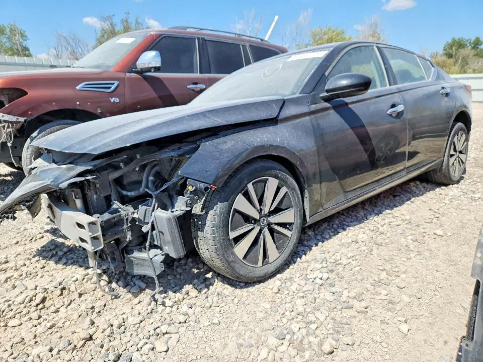 1N4BL4DV4NN351247 — 2022 Nissan Altima, Повреждения со всех сторон, фото до ремонта