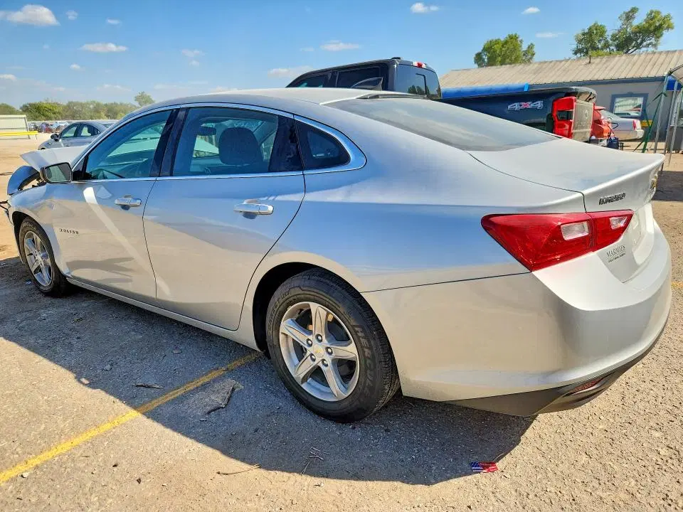 2020 CHEVROLET MALIBU VIN 1G1ZC5ST8LF072237 фото 2