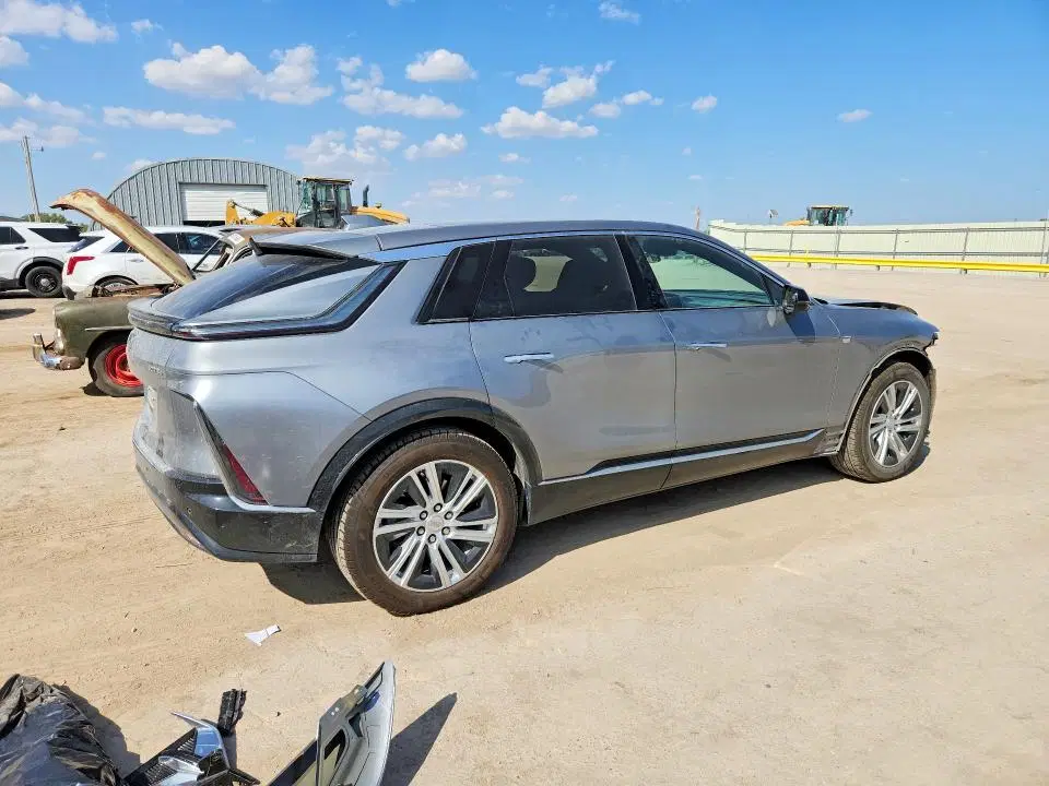 2024 CADILLAC LYRIQ VIN 1GYKPMRLXRZ135451 фото 3