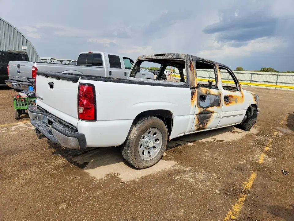 2006 CHEVROLET SILVERADO VIN 2GCEC13V061290506 фото 3