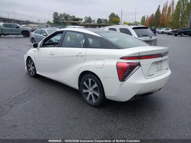 2016 Toyota Mirai VIN JTDBVRBD3GA000481 фото 3