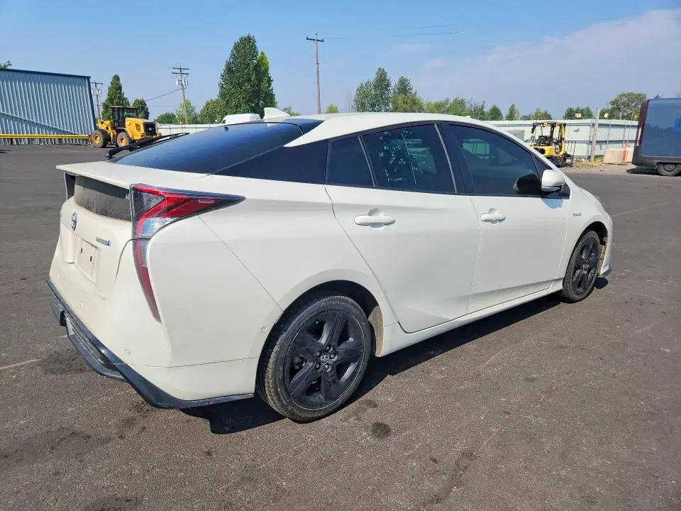 2017 Toyota Prius VIN JTDKARFU5H3537901 фото 3
