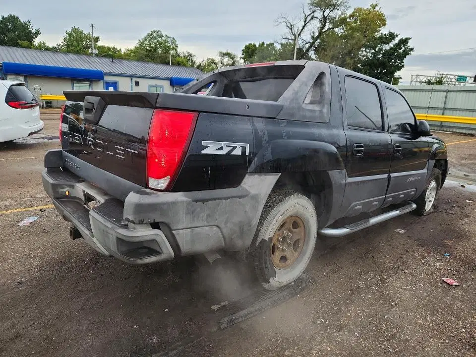 2004 CHEVROLET AVALANCHE VIN 3GNEK12TX4G175930 фото 3