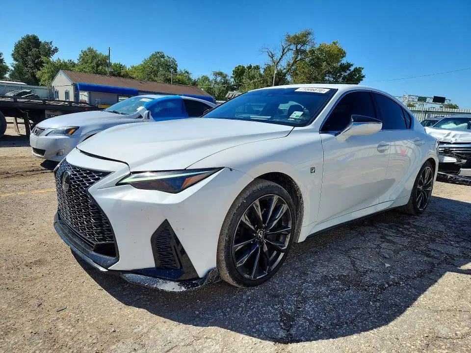 2023 LEXUS IS VIN JTHGZ1E29P5032901 фото 2