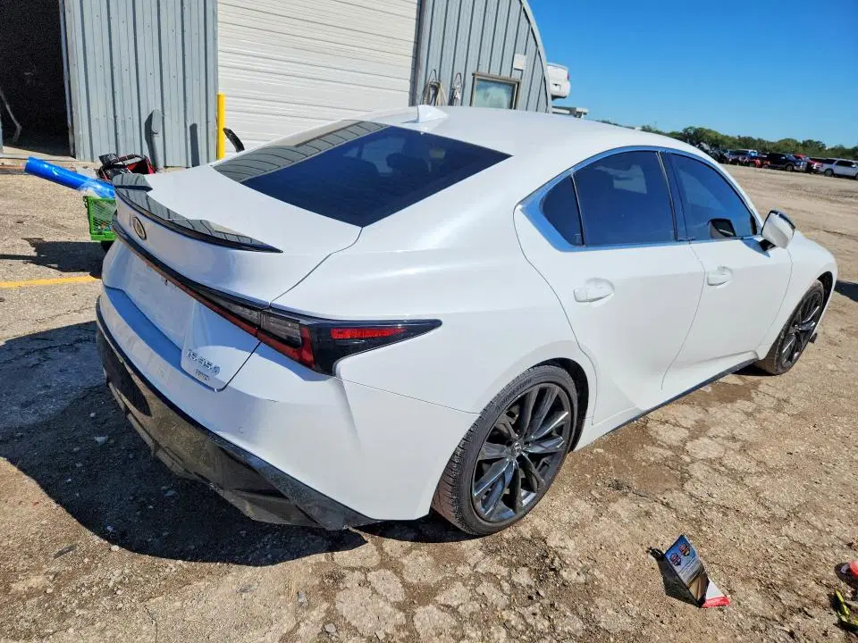 2023 LEXUS IS VIN JTHGZ1E29P5032901 фото 3