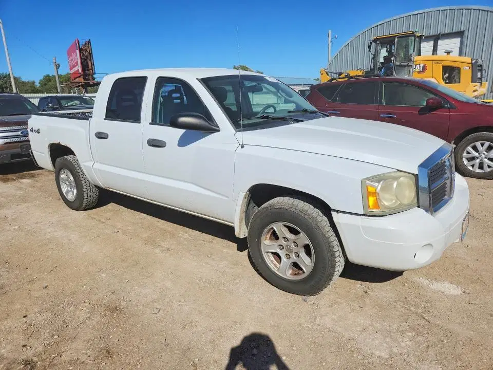 2006 DODGE DAKOTA VIN 1D7HW48K76S541628 фото 4
