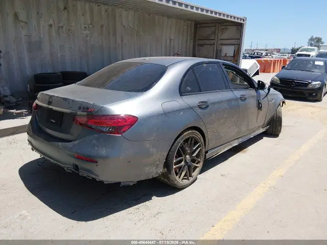 2021 Mercedes-Benz Amg E 63 S 4matic+ VIN W1KZF8KB2MA855937 фото 4
