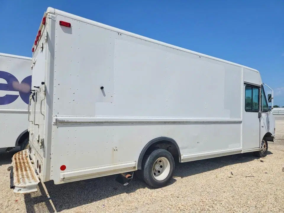 2003 FORD E350 VIN 1FCKE39L93HB32964 фото 3