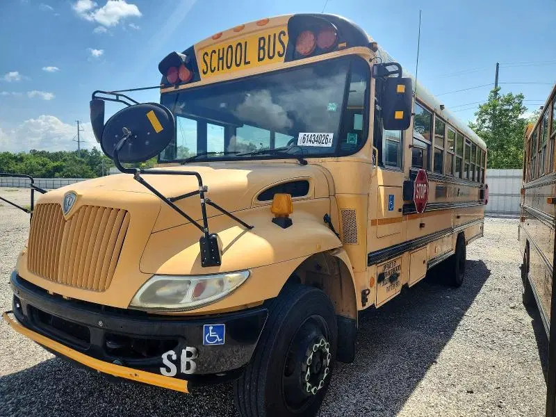 2010 IC CORPORATION CE SERIES SCHOOL VIN 4DRBUAAN4AB228095 фото 2