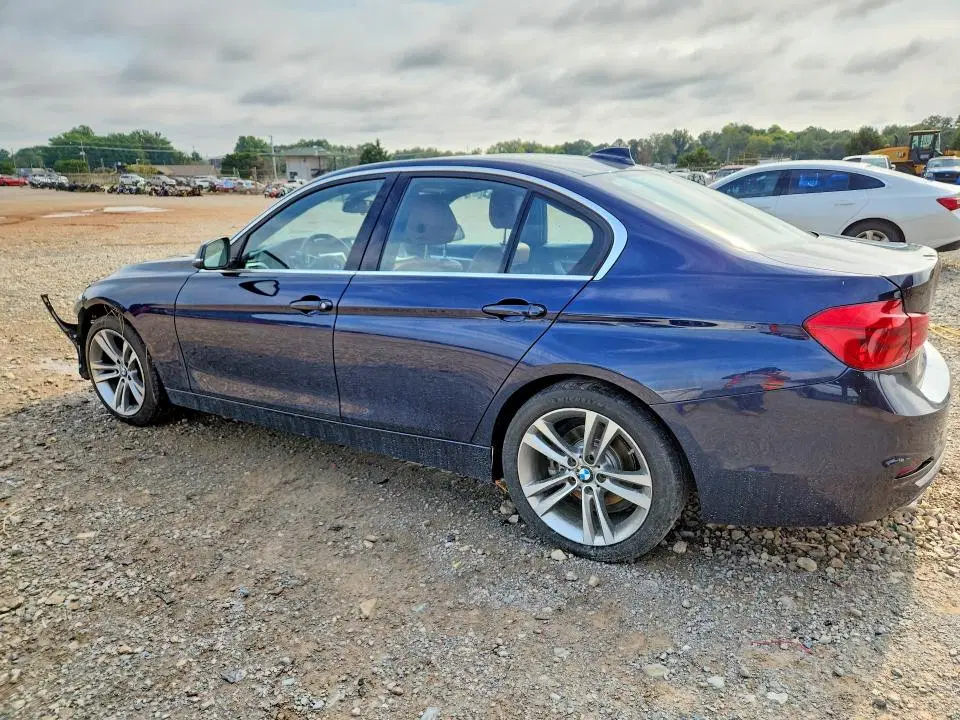 2017 BMW 330 VIN WBA8B9G32HNU56045 фото 3