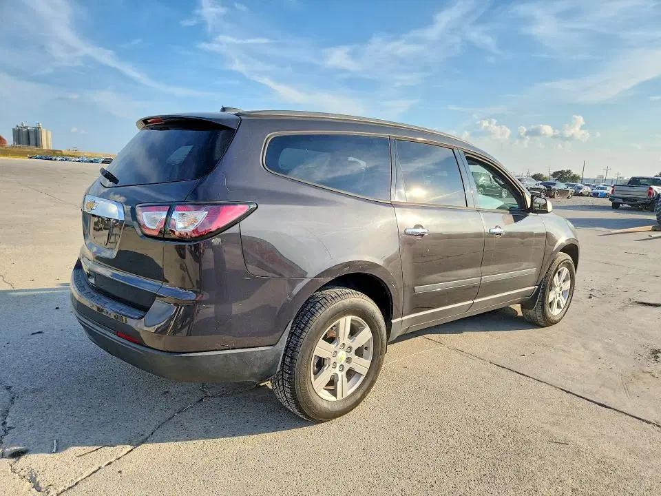 2017 CHEVROLET TRAVERSE VIN 1GNKRFED5HJ220227 фото 3