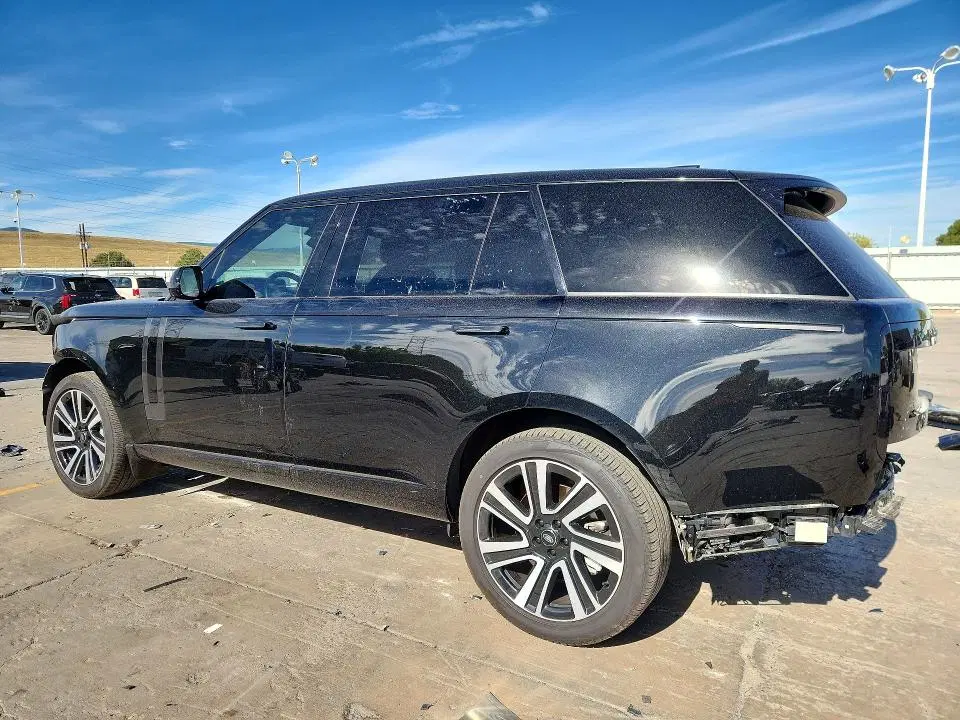 2023 Land Rover Range Rover VIN SALKPBE79PA084547 фото 2
