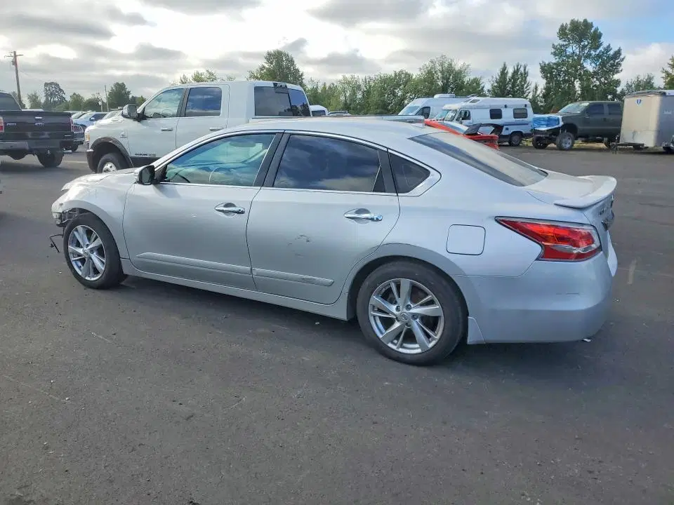 2015 Nissan Altima VIN 1N4AL3APXFC209025 фото 2