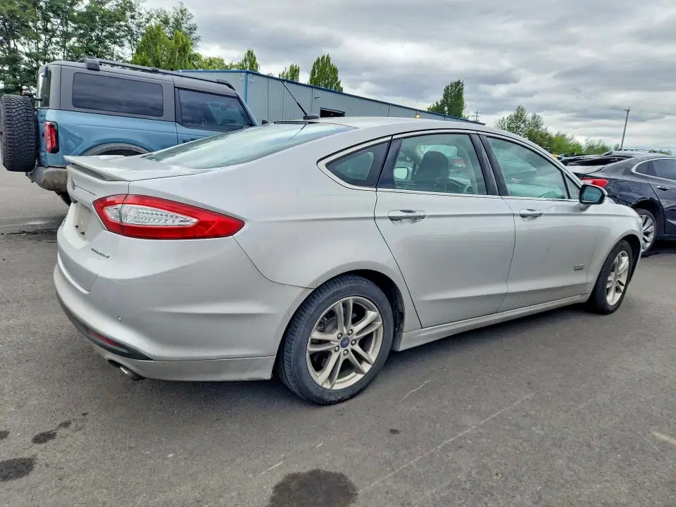 2015 Ford Fusion VIN 3FA6P0SU6FR253604 фото 3