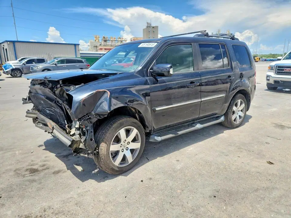 5FNYF3H95FB002679 — 2015 Honda Pilot, Передняя часть, фото до ремонта