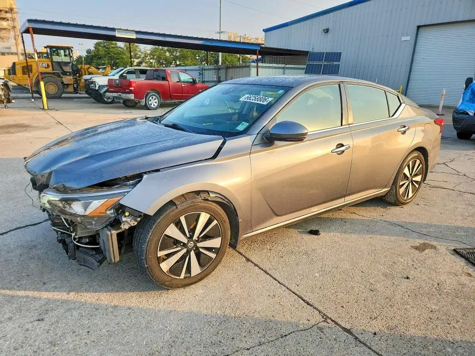 1N4BL4DV6MN314361 — 2021 Nissan Altima, Передняя часть, фото до ремонта