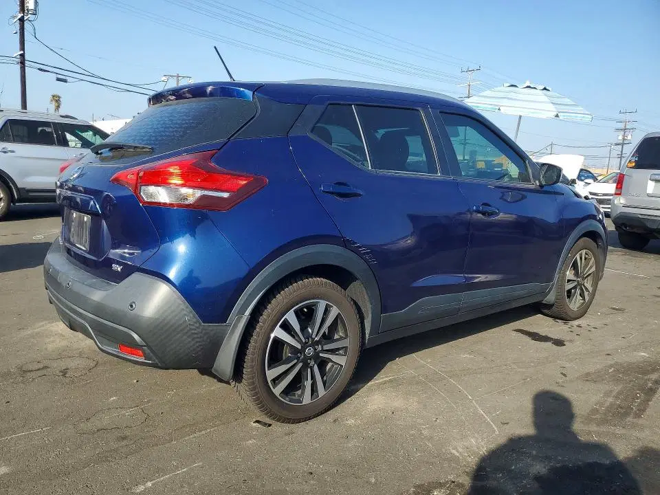 2020 Nissan Kicks VIN 3N1CP5CV9LL516770 фото 3