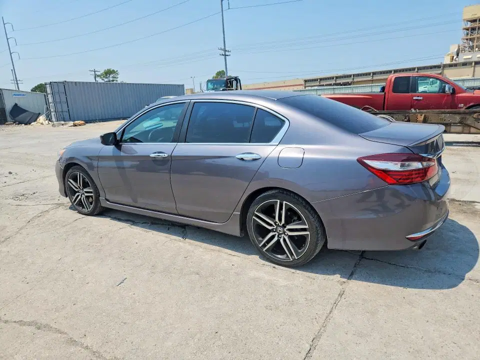 2017 HONDA ACCORD VIN 1HGCR2F54HA259843 фото 2
