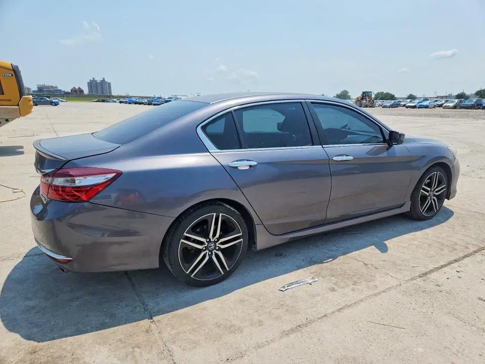 2017 HONDA ACCORD VIN 1HGCR2F54HA259843 фото 3