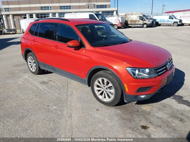 3VV0B7AX8JM036968 — 2018 Volkswagen Tiguan 2.0 Tsi, Град, фото до ремонта