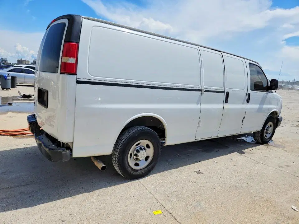 2016 CHEVROLET EXPRESS G2500 VIN 1GCWGBFF4G1128064 фото 3