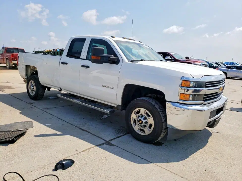 2016 CHEVROLET SILVERADO VIN 1GC2CUEG2GZ317605 фото 4