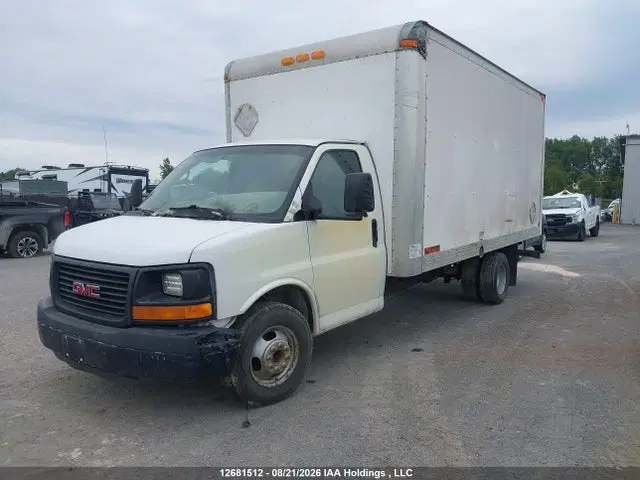 2014 GMC Savana Cutaway 3500 1wt VIN 1GD374CG1E1152181 фото 2