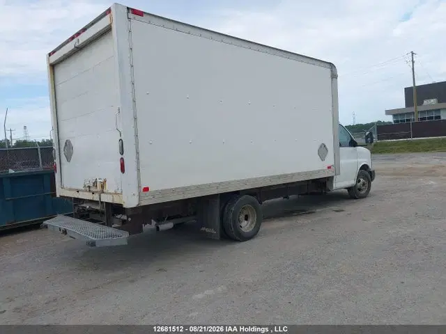 2014 GMC Savana Cutaway 3500 1wt VIN 1GD374CG1E1152181 фото 4
