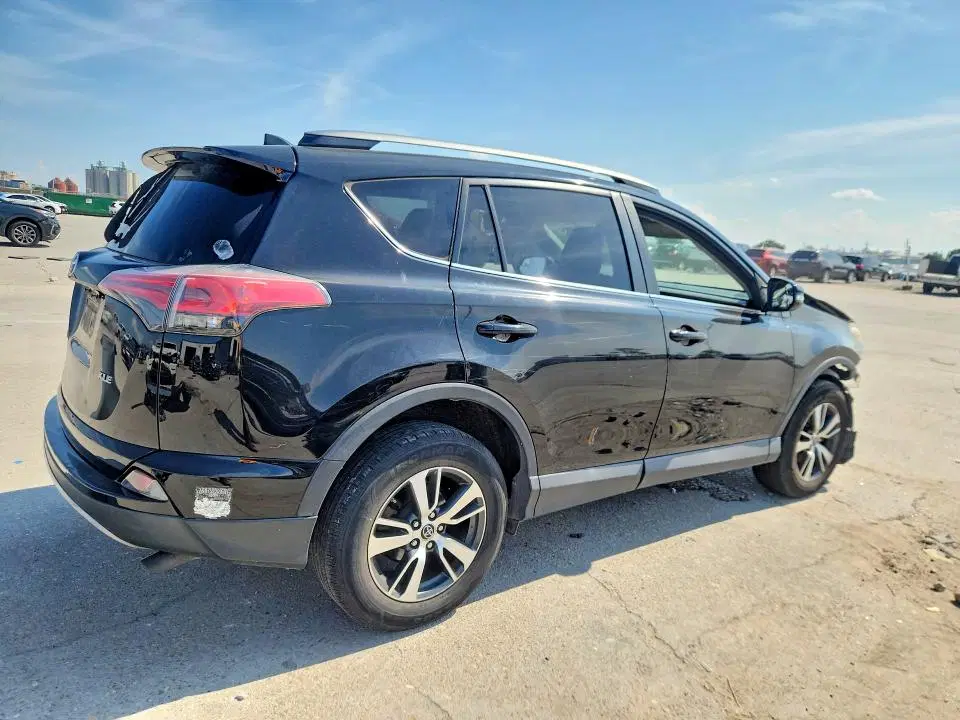 2017 TOYOTA RAV4 VIN 2T3WFREV0HW381387 фото 3