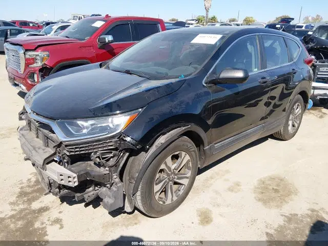 2019 Honda CR-V LX VIN 2HKRW5H32KH418132 фото 2