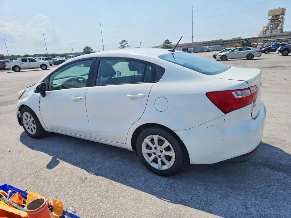 2016 KIA RIO VIN KNADM4A31G6608989 фото 2